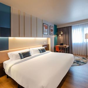 Premium King Room